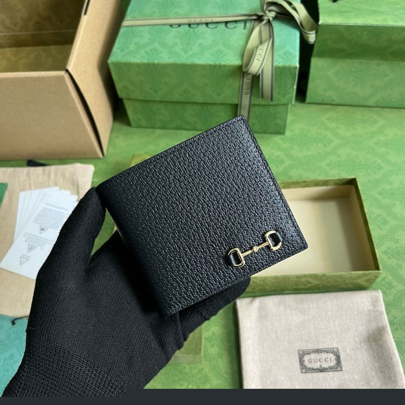 G*u*i wallets & purse